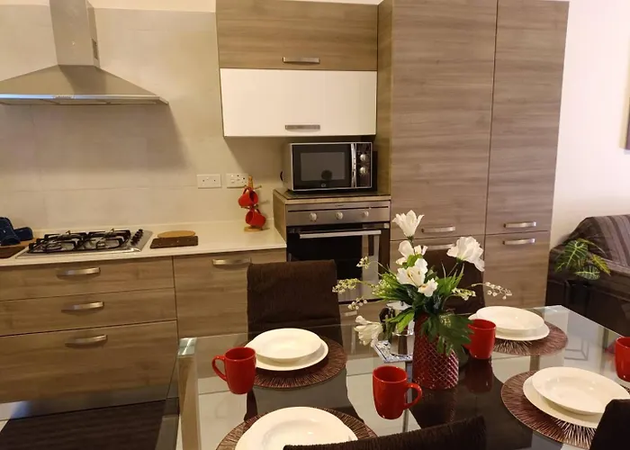 Cara Flats 2bed In Fl5 By Homely!